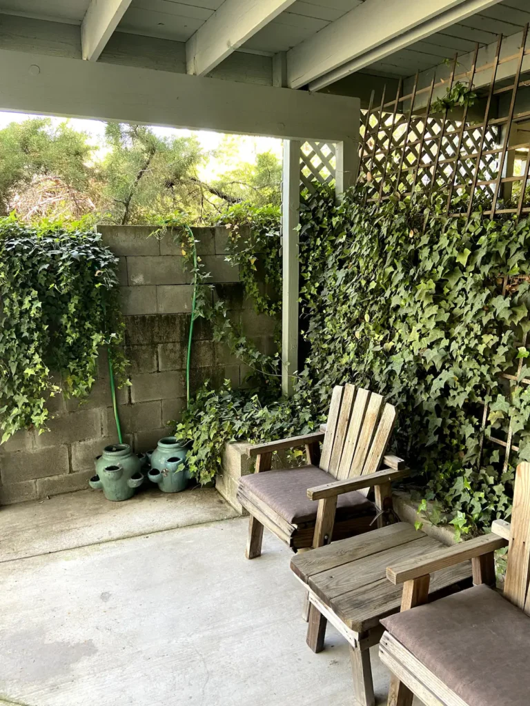 patio with outdoor seating