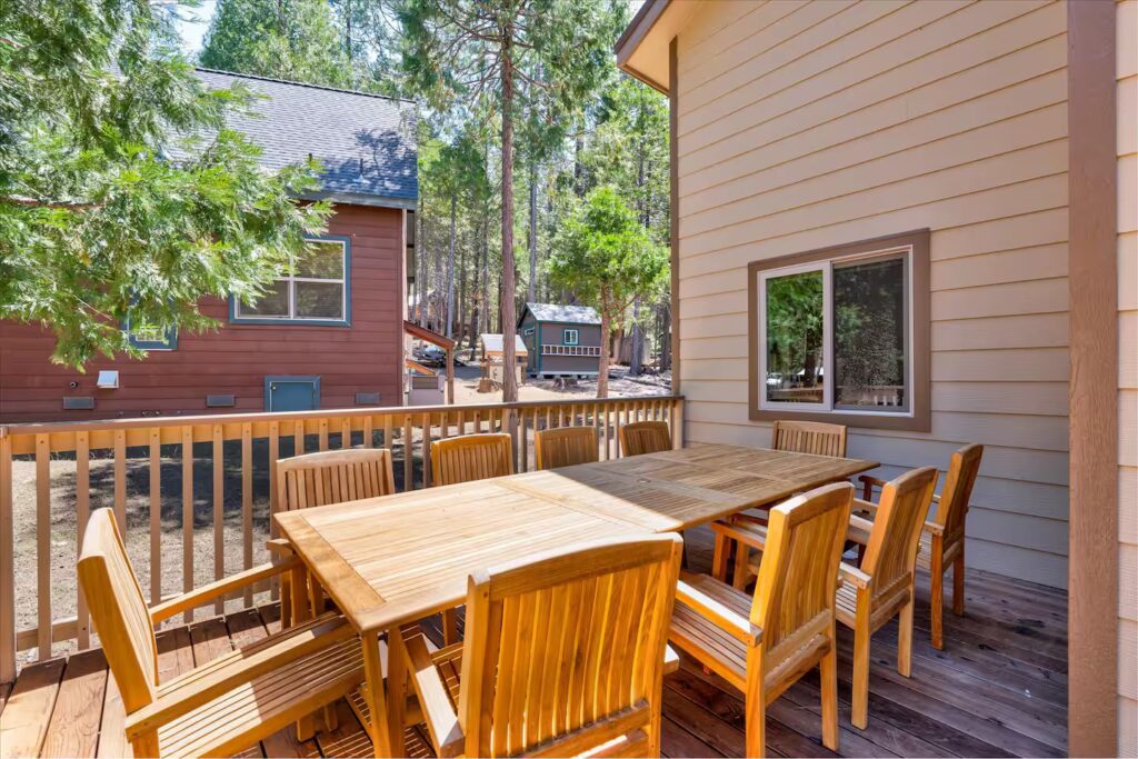 deck with seating