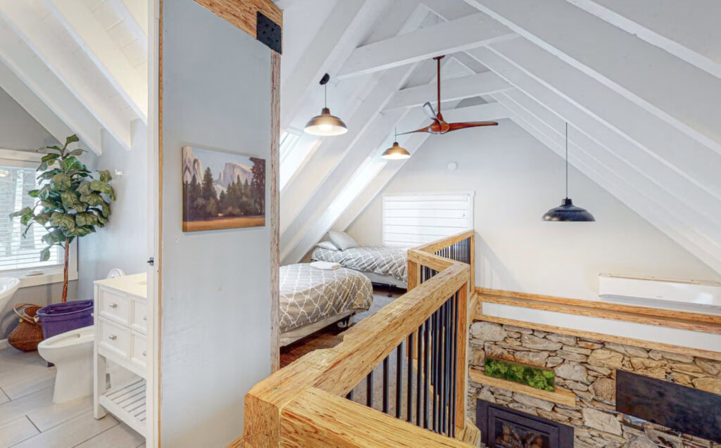 loft with two twin beds