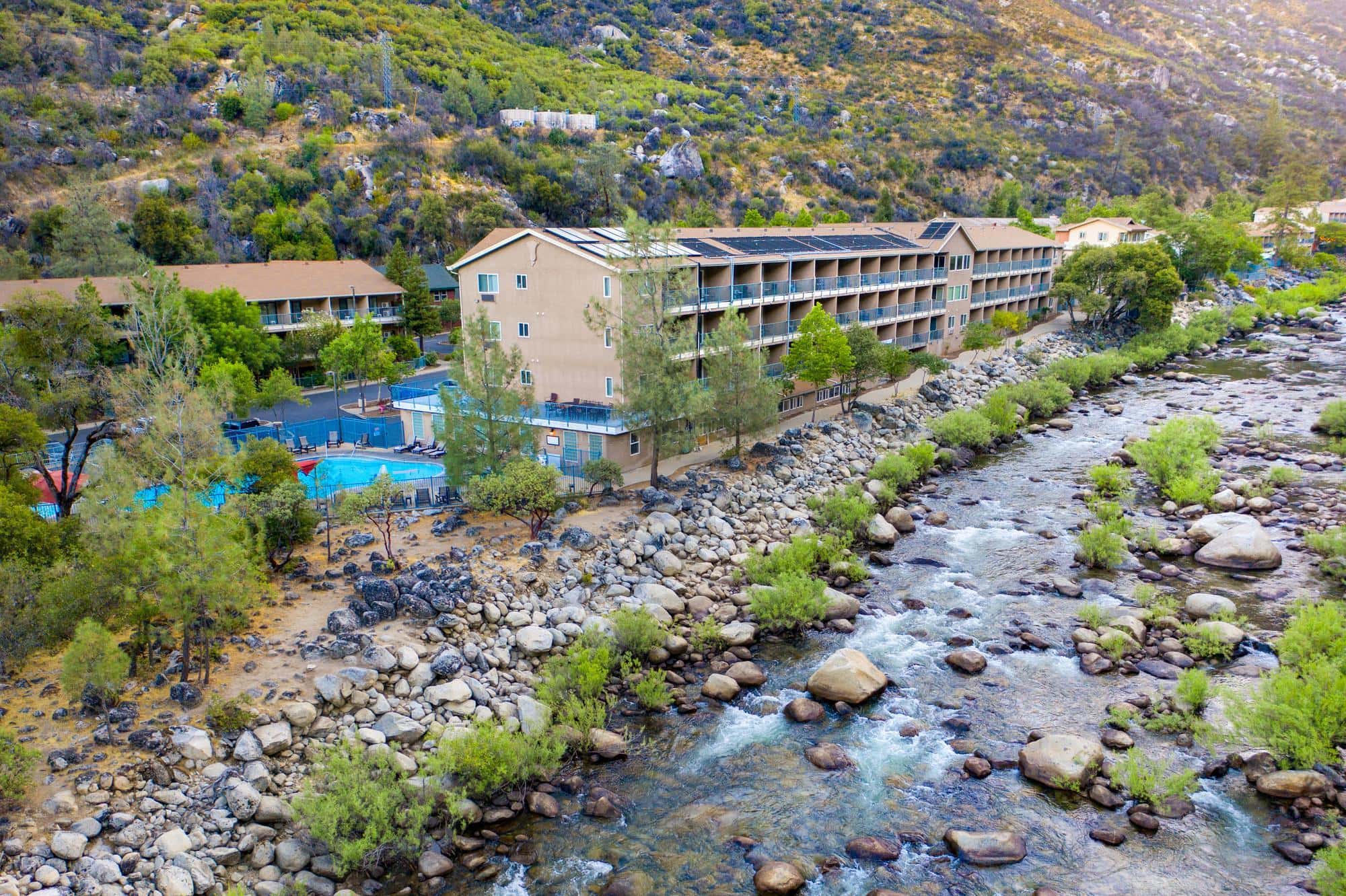Yosemite View Lodge at the doorstep of Yosemite National Park.
